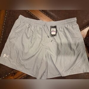 Under Armour Light Gray Men's Athletic Shorts